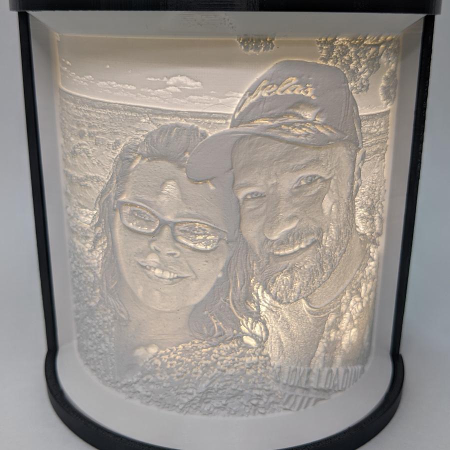 Lithophane-Landscape-Front-Lit